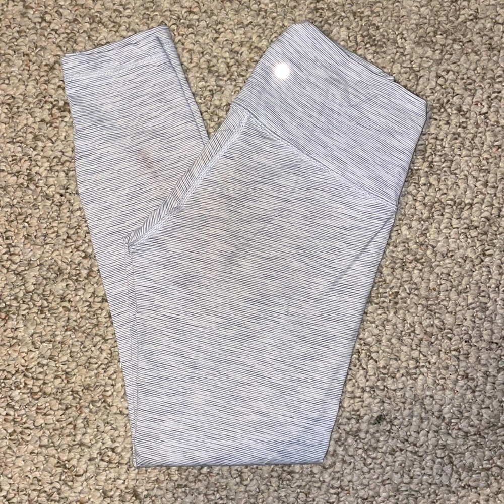 Lululemon gray leggings size 8